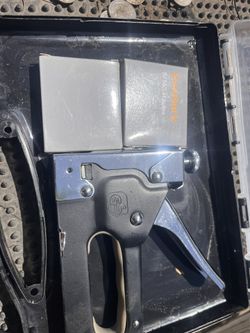 Stapler Gun