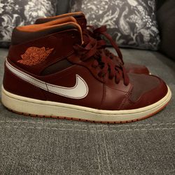 Jordan1 Team Red Electric Orange