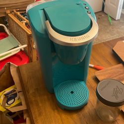 Kerurig Single Cup Compact Coffee Maker