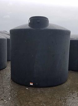 3000 Gallon Water Tanks 
