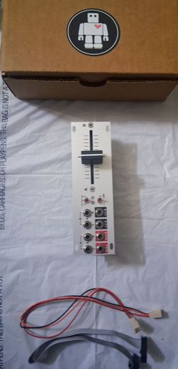 Intellijel Xfade 1U Stereo DJ-style Crossfader and Controller Eurorack Module