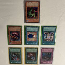 Yugi-Oh! Trading Card Game (Random Cards)
