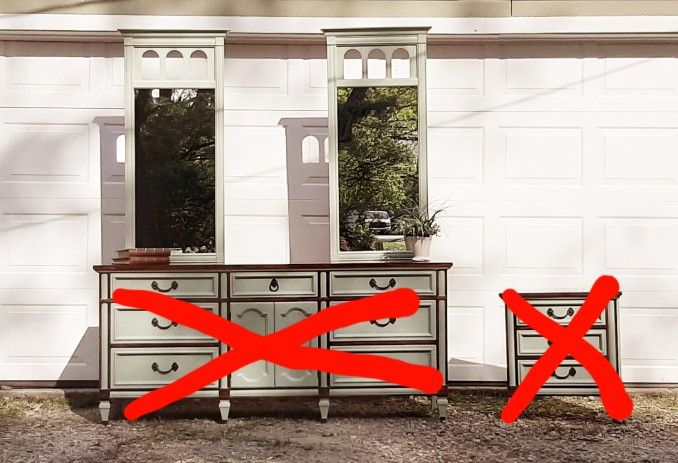 (LIKE NEW) Mirrors - Modern Farmhouse Solid Wood Vintage - Leugers Fine Furniture