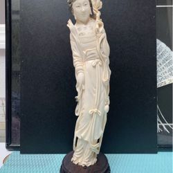 Antique Chinese Carved Statue