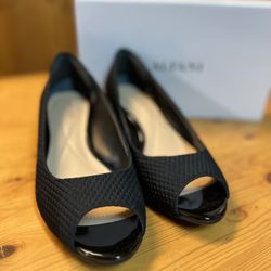 Women’s Black  Shoes