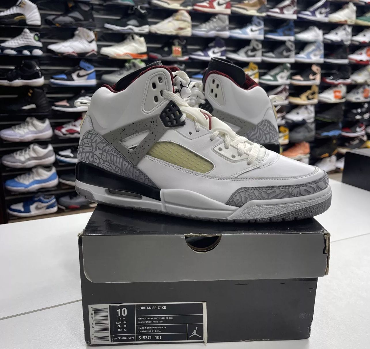 Jordan Spizike Size 10 $140