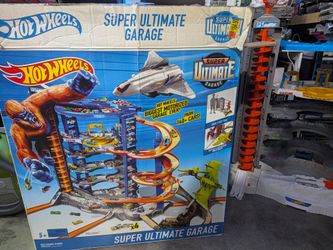 Hot Wheels Super Ultimate Garage