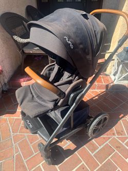 Nuna stroller and car seat