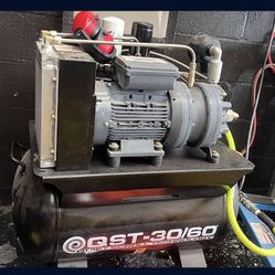 Eastwood Quiet Scroll Air Compressor