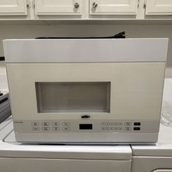 Summit 24” Over Range Microwave