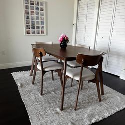 Table And 4 Chair 
