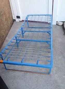 Fold Up Twin Bed Very Sturdy