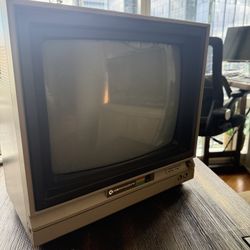 Vintage Commodore 1702 CRT Monitor – Working – Clean Condition