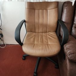 Office Chair In Good Condition 