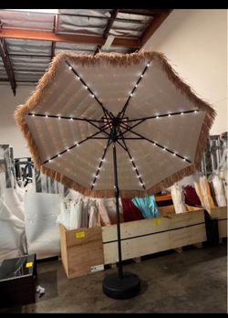 New 9Ft Tiki Patio Umbrella w/LED light Outdoor Table Umbrella Tilt and Crank
