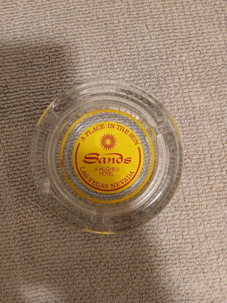 VINTAGE SANDS HOTEL/CASINO LAS VEGAS NEVADA ASHTRAY 