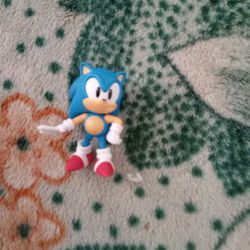 Sonic toy broken nose