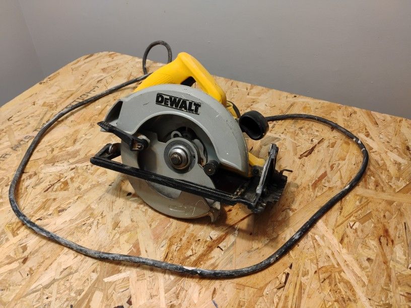 Skillsaw Dewalt