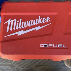 Milwaukee 18v Fuel Hammer Drill