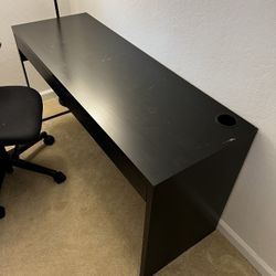 IKEA MICKE Desk