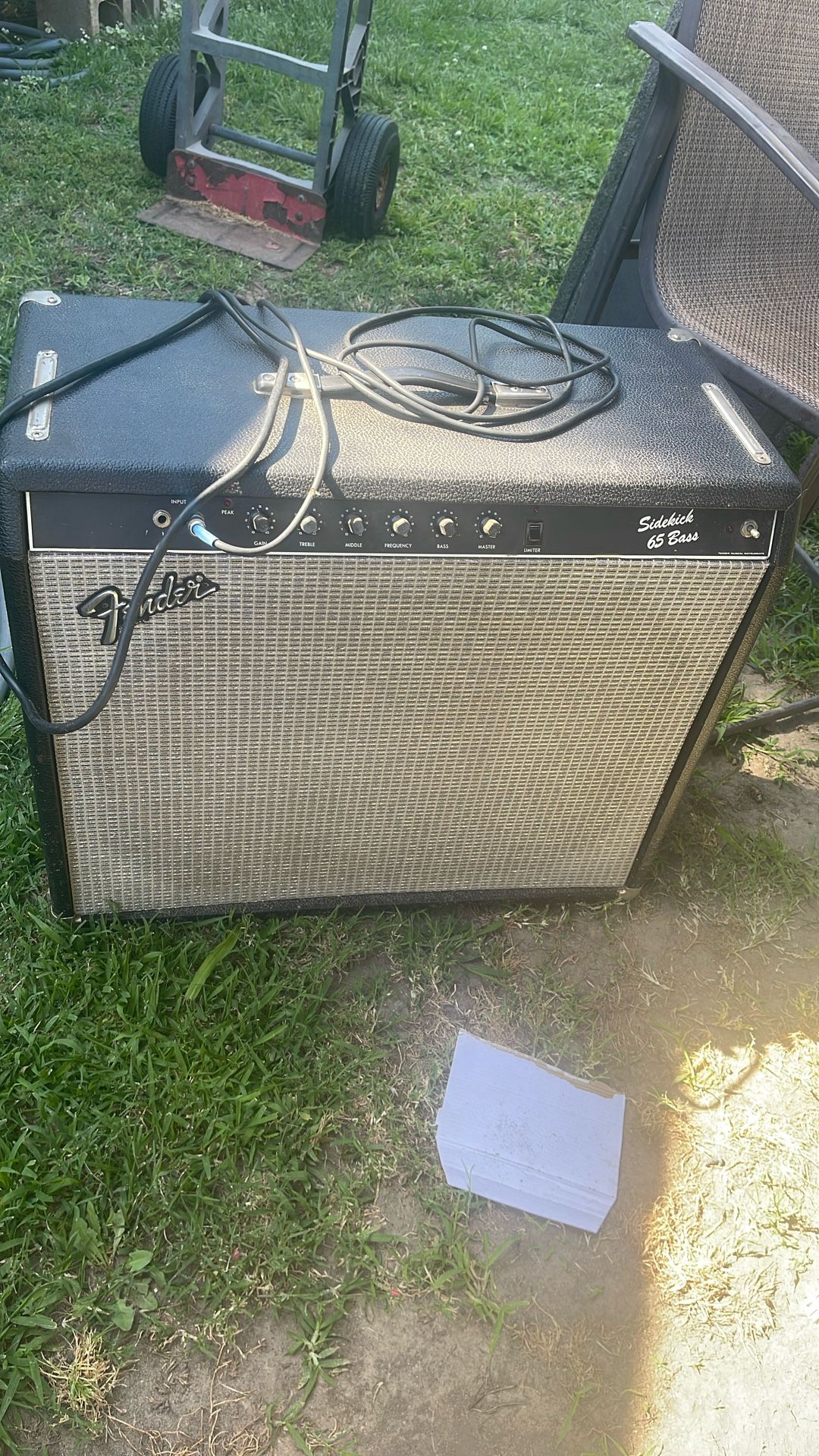 Bass Amp Fender 15inchs Speaker