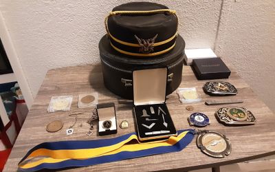32nd Degree Freemason Hat And Lifetime of Rare Masonic Collectibles