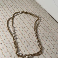 Women’s Costume Jewelry 