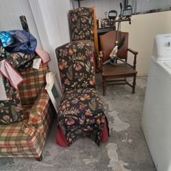 Chairs Have 4 Matching