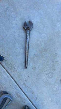 CURRENTLY SOLD OUT PROTO 724S Large Black Adjustable Mechanics Wrench 24 Inch