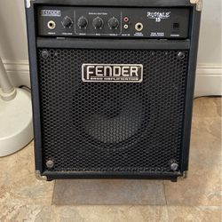 Fender Rumble 15 Bass Guitar Amplifier 