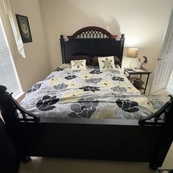 Bed Room Set (Queen)