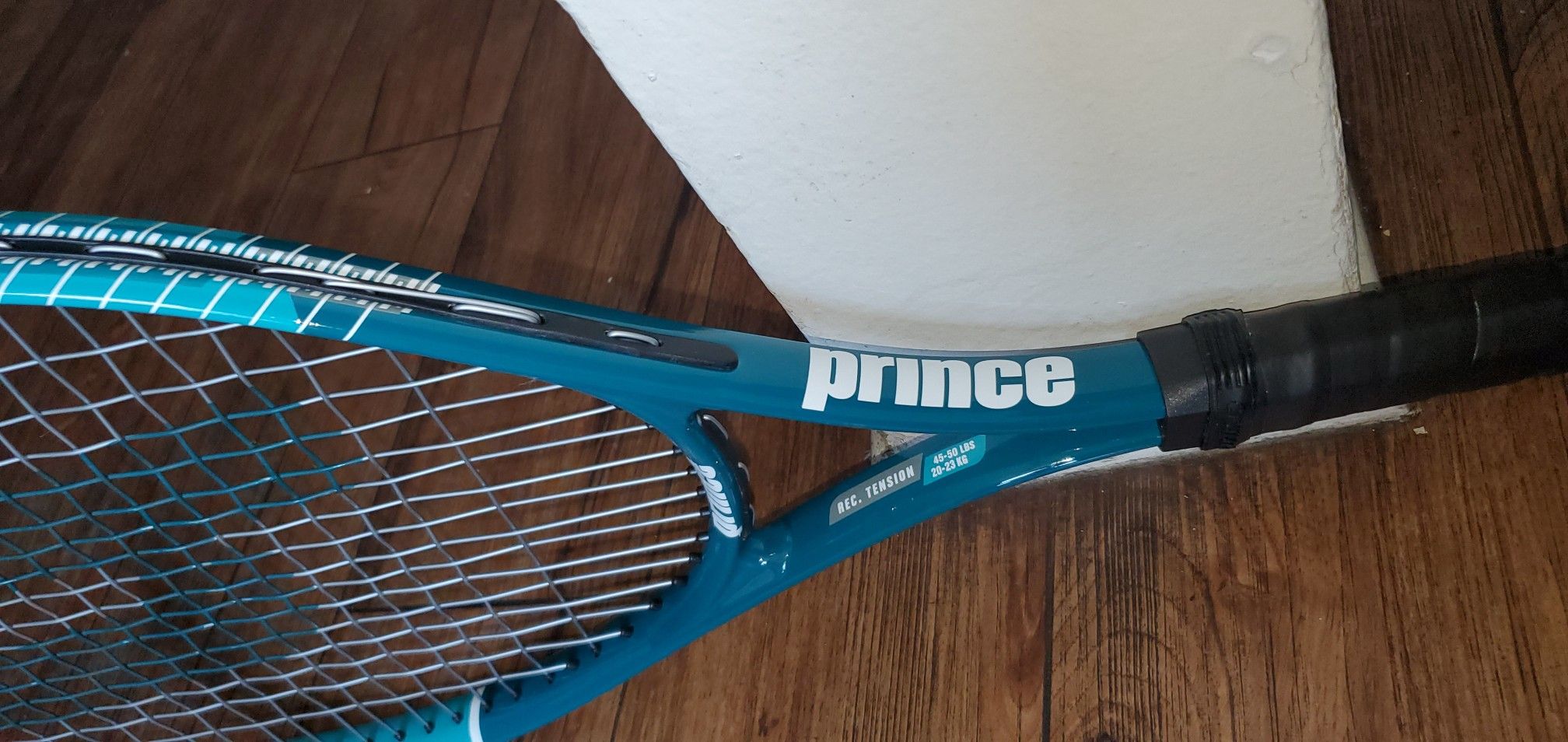 Prince thunder tennis racket aluminium alloy used