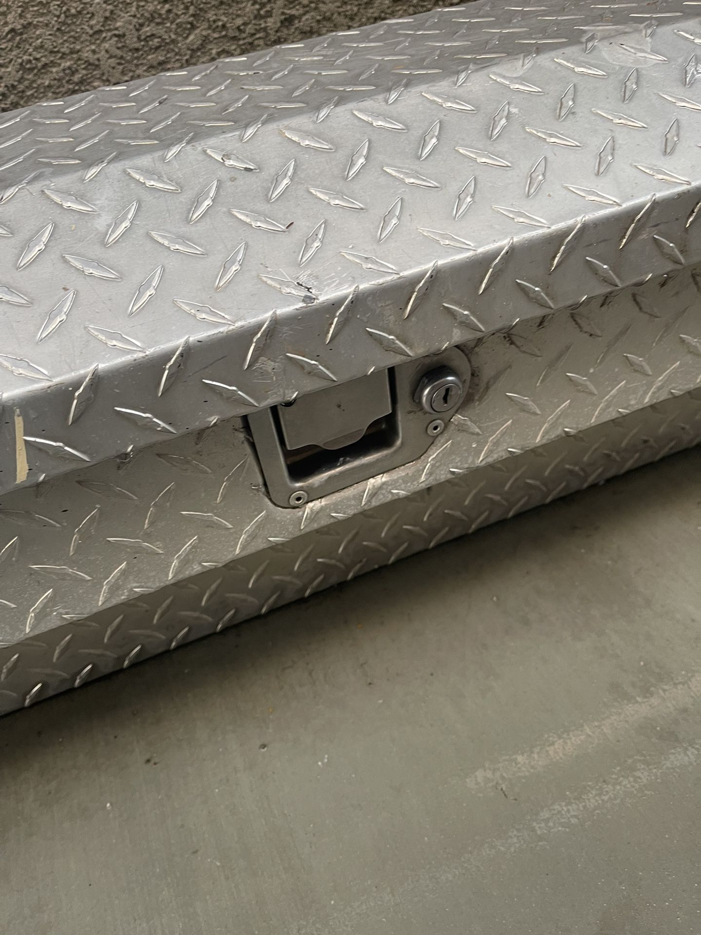 Aluminum Diamond Plate Box