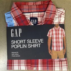 NWT Gap Men’s Shirt Size L