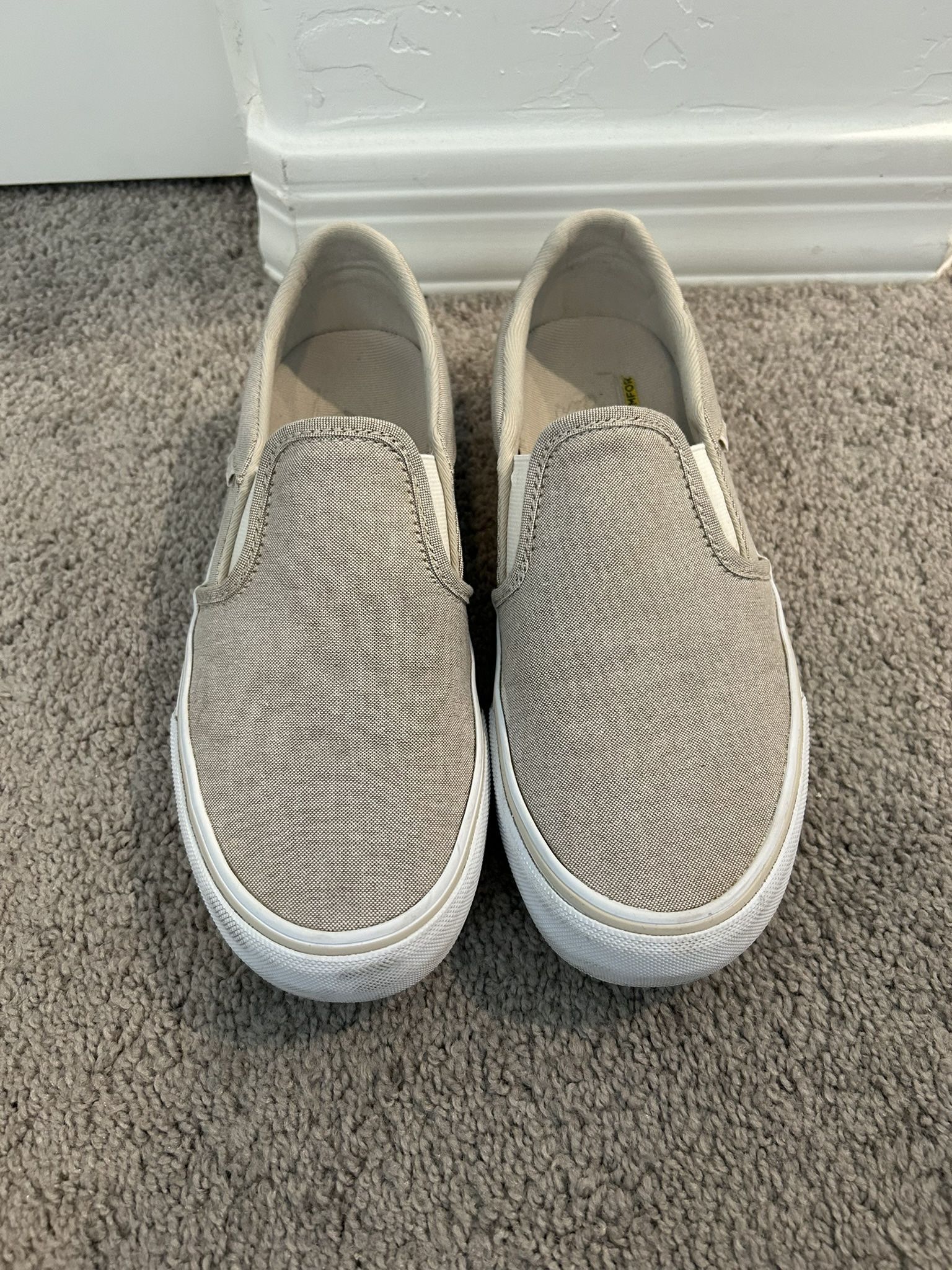Women’s Slip On Canvas Vans (limited edition)
