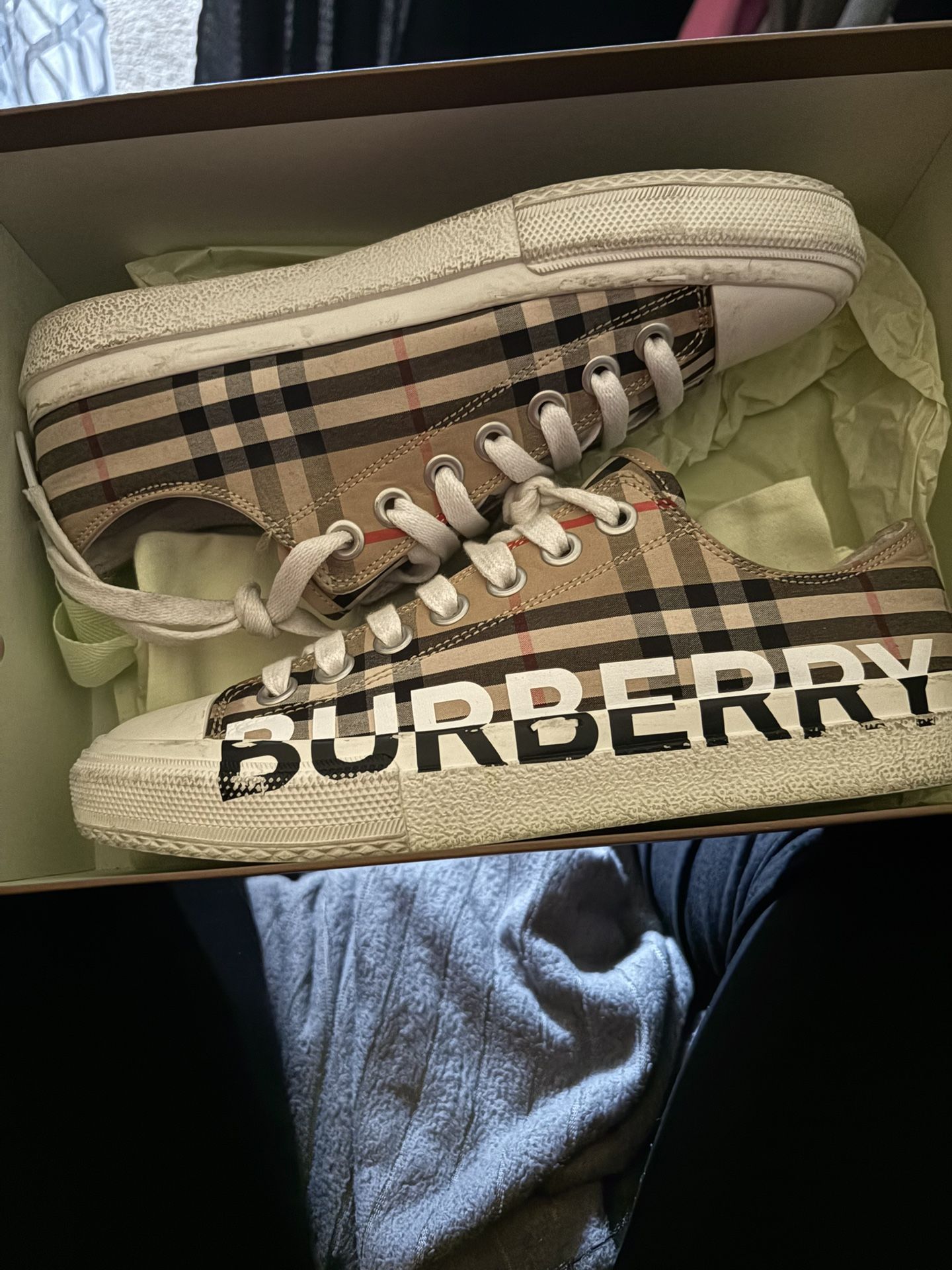Burberry Shoes And Socks Brown,black,white,red
