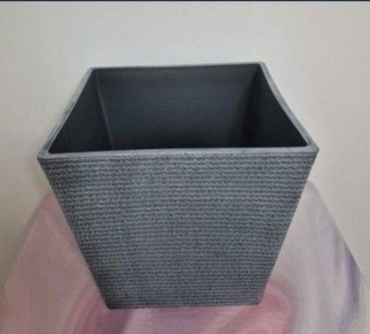 *** NEW LOW PRICE *** 14" Tall Gray Square Resin Planter @ Lasting Creations