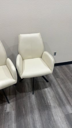 2 Accent Chairs 