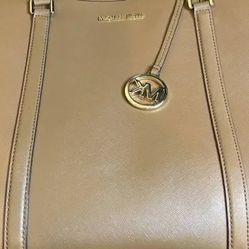Michael Kors Sadie Large Tote