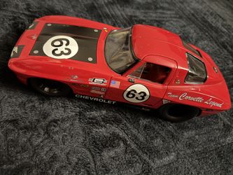 1963 Chevrolet Corvette #63 Jada 1:18 Die Cast