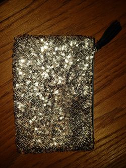 GLAM BAG GOLD SEQUIN/BLACK IPSY COSMETIC BAG 5 X 7 1/2"