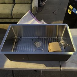 Brand New 30 Inch Stainless Steel Kitchen Sink For 120