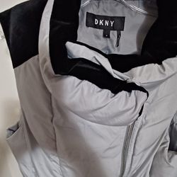 DKNY Puffer Vest Size Medium