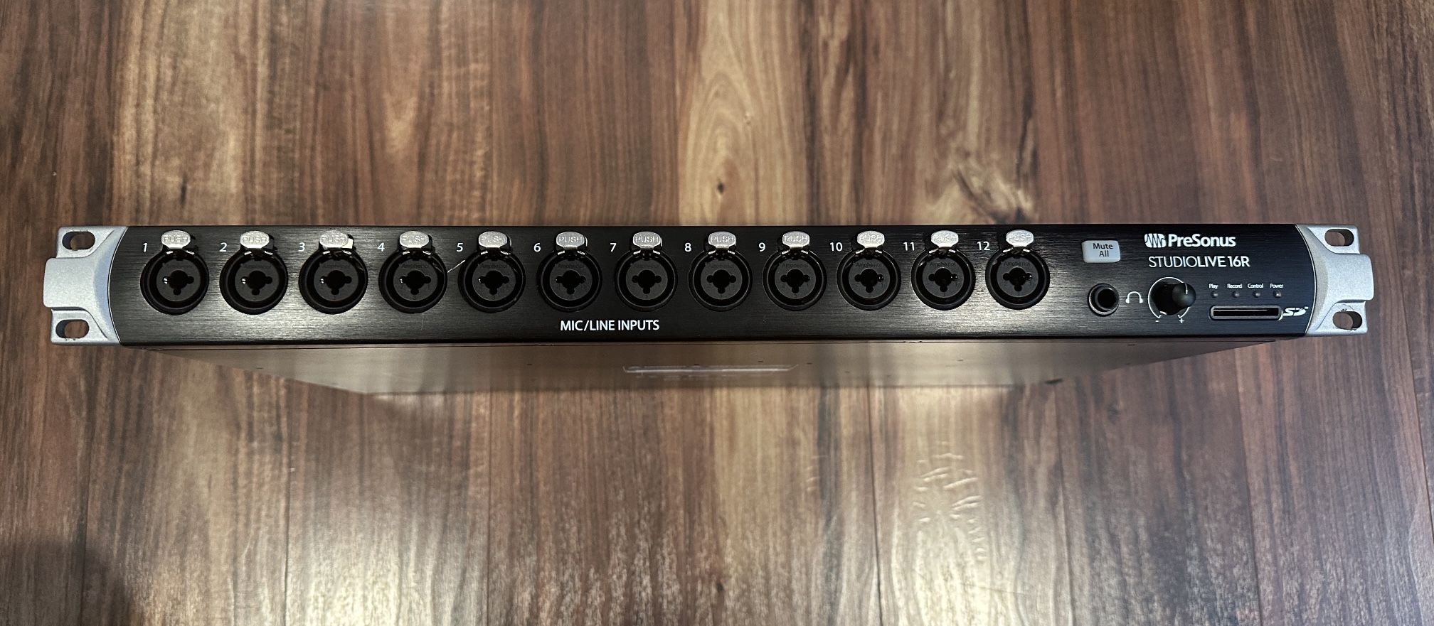 PreSonus StudioLive 16R 16-channel Rackmount Digital Mixer