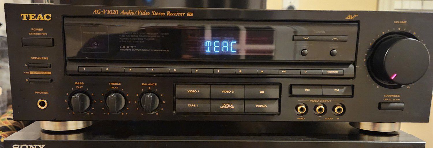 Vintage TEAC AG-V1020

Audio Video Stereo Receiver
