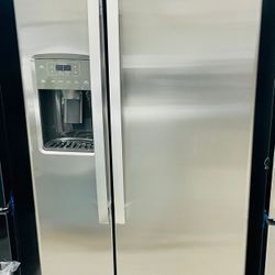 🔥🔥33” Side By Side Refrigerator 