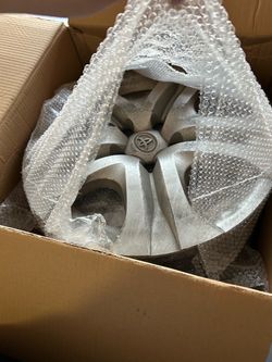 Toyota Corolla rim covers