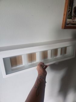 Picture frame shelf