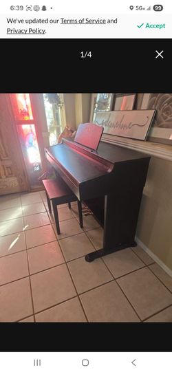 Behringer concert piano