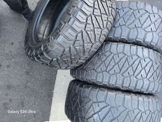 4 Used Tires 33x12.50r20 Nitto Ridgrappler $270.00 all 4